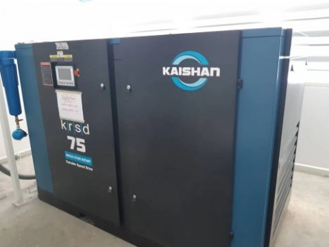 เครื่องอัดลมแบบสกรู รุ่น KRSD Series